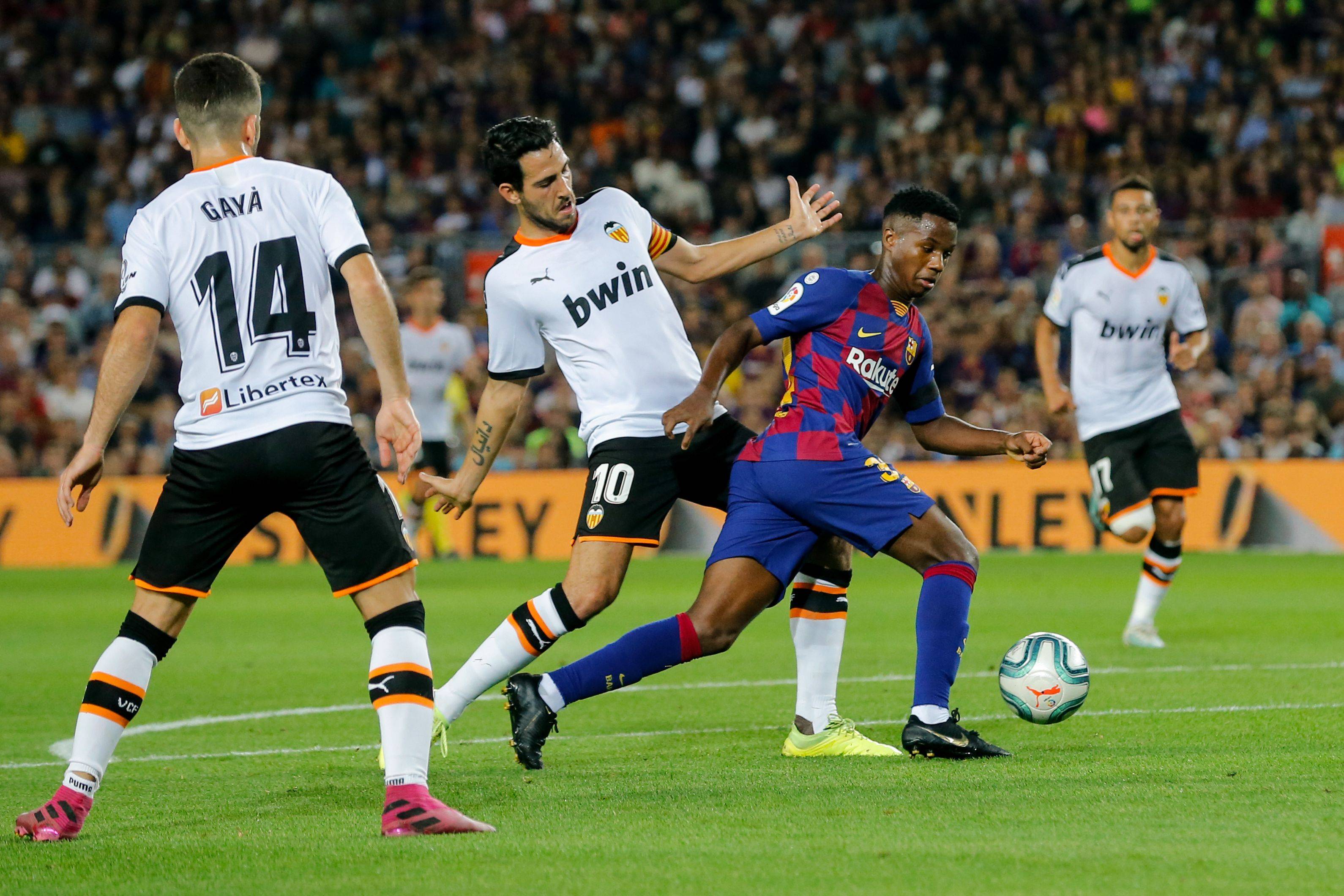 背水一战的 背水一战的